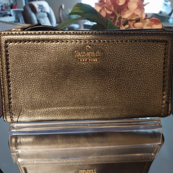 kate spade Handbags - Kate Spade Wallet